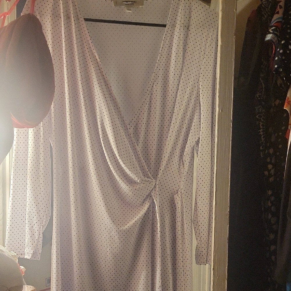 Elegant White Polka Dot Midi Dress - Picture 1 of 5